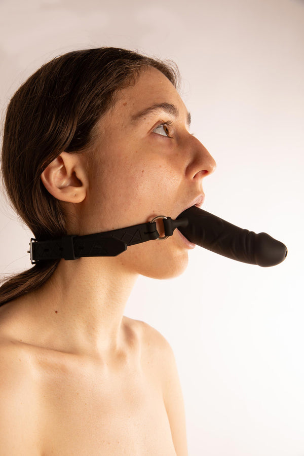 HUMAN DILDO