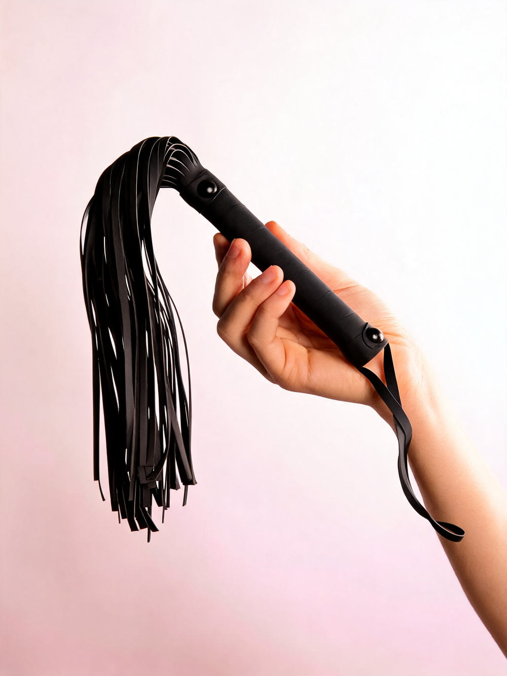 BLASE NOIR FLOGGER
