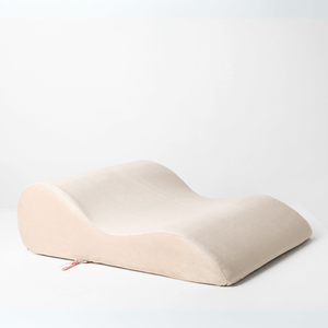 BUMPY CUDDLES PILLOW