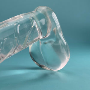 Satisfier Glass