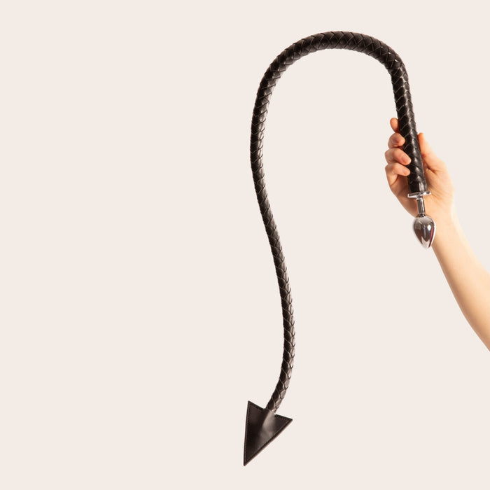 Spade — Plug with Whip Tail